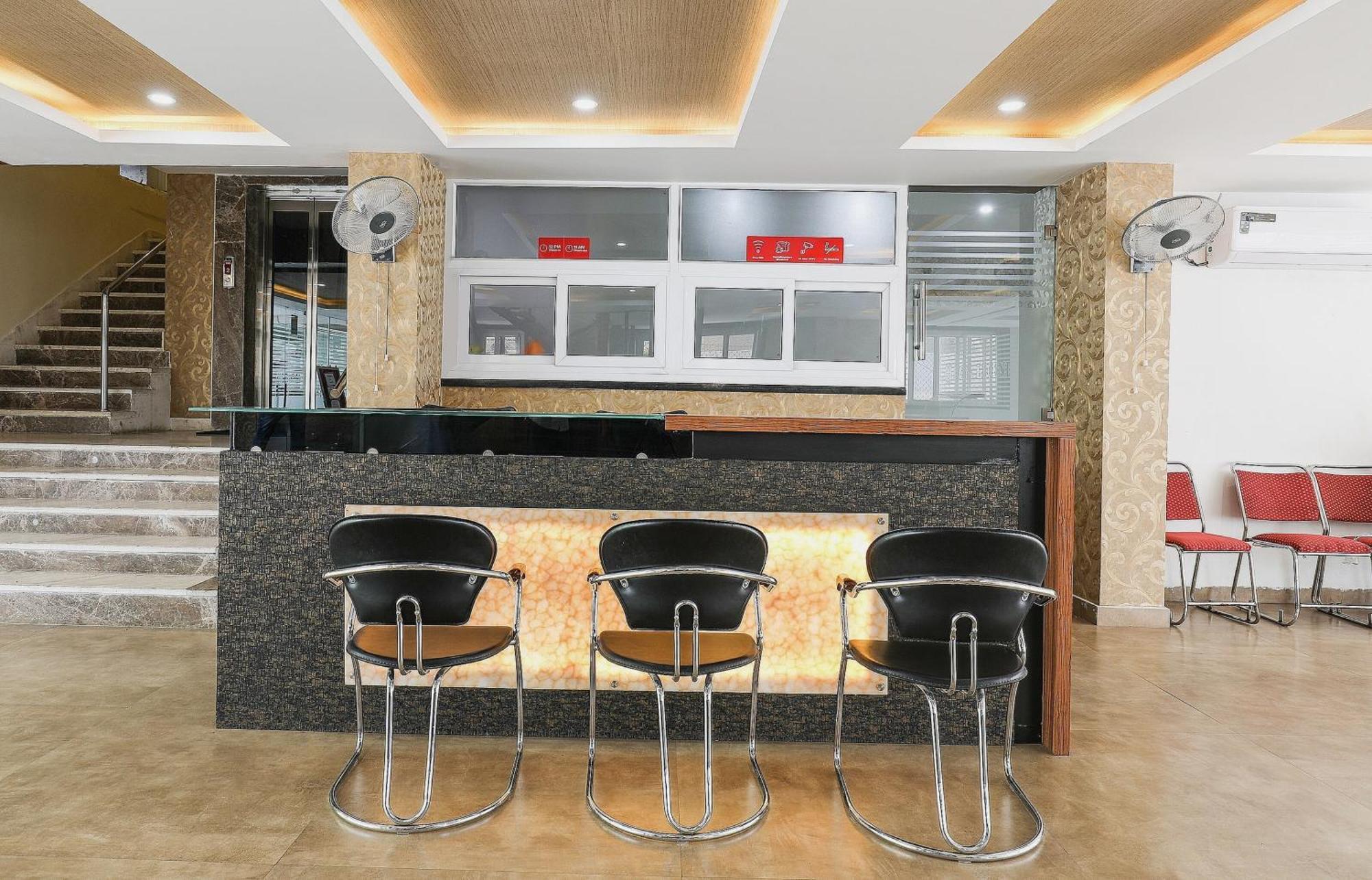Hotel Capital O Sky Grand à Haïdarabad Extérieur photo